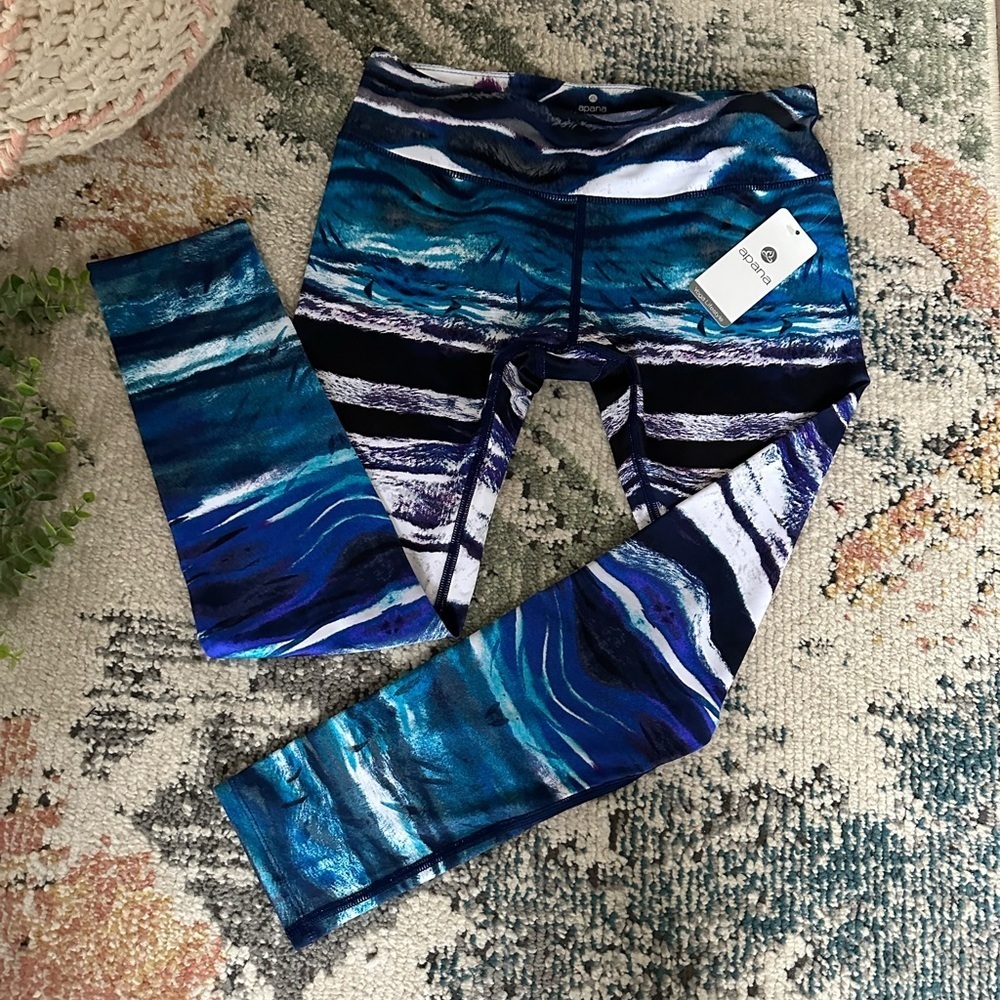 New Apana Women's Vibrant Multi Color Patterned Athletic Yoga Pants Leggings